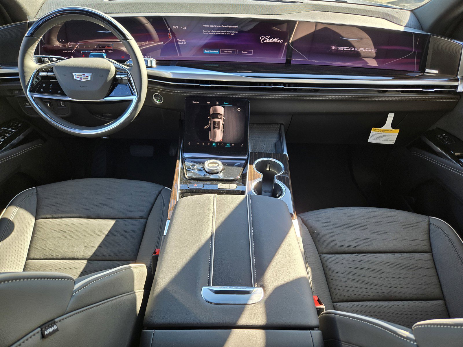 New 2026 Cadillac Escalade Luxury w/ LPO, Radiant Package image 8