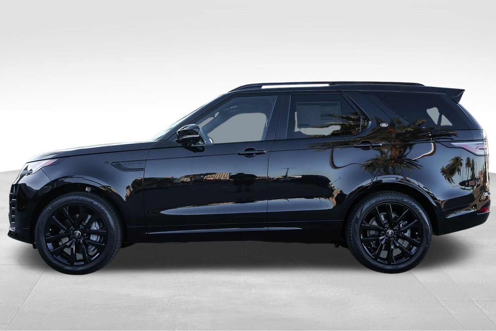 New 2026 Land Rover Discovery Dynamic SE AWD/4WD image 7