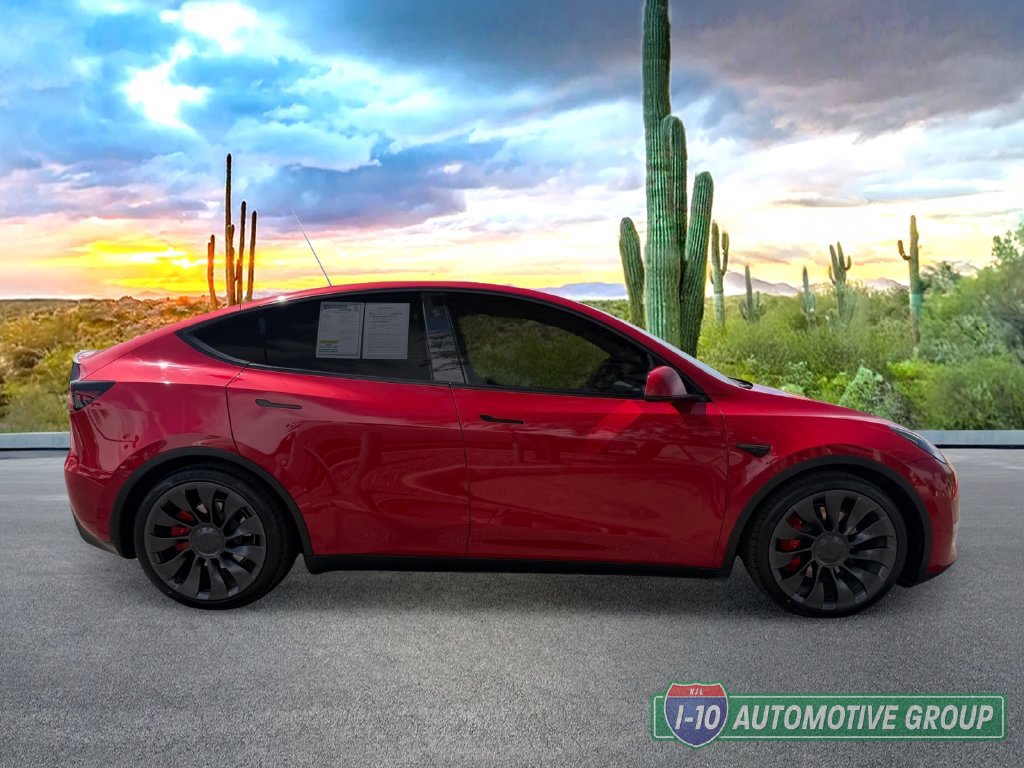 Used 2023 Tesla Model Y Performance AWD/4WD image 3
