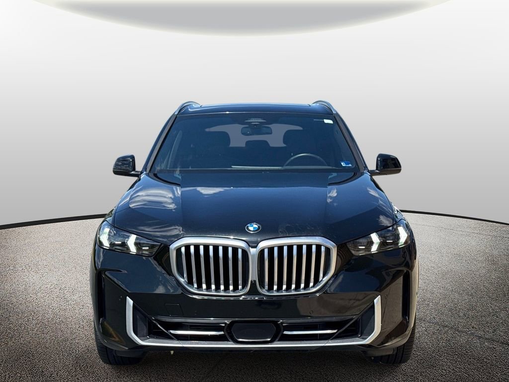 Used 2024 BMW X5 xDrive40i w/ Parking Assistance Package AWD/4WD image 5