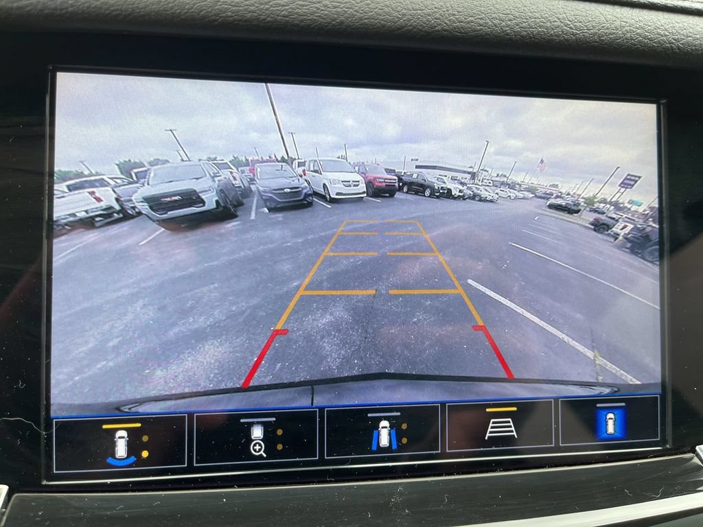 Used 2024 Cadillac XT6 Sport w/ Technology Package AWD/4WD image 17