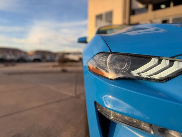 Used 2022 Ford Mustang GT Premium image 3