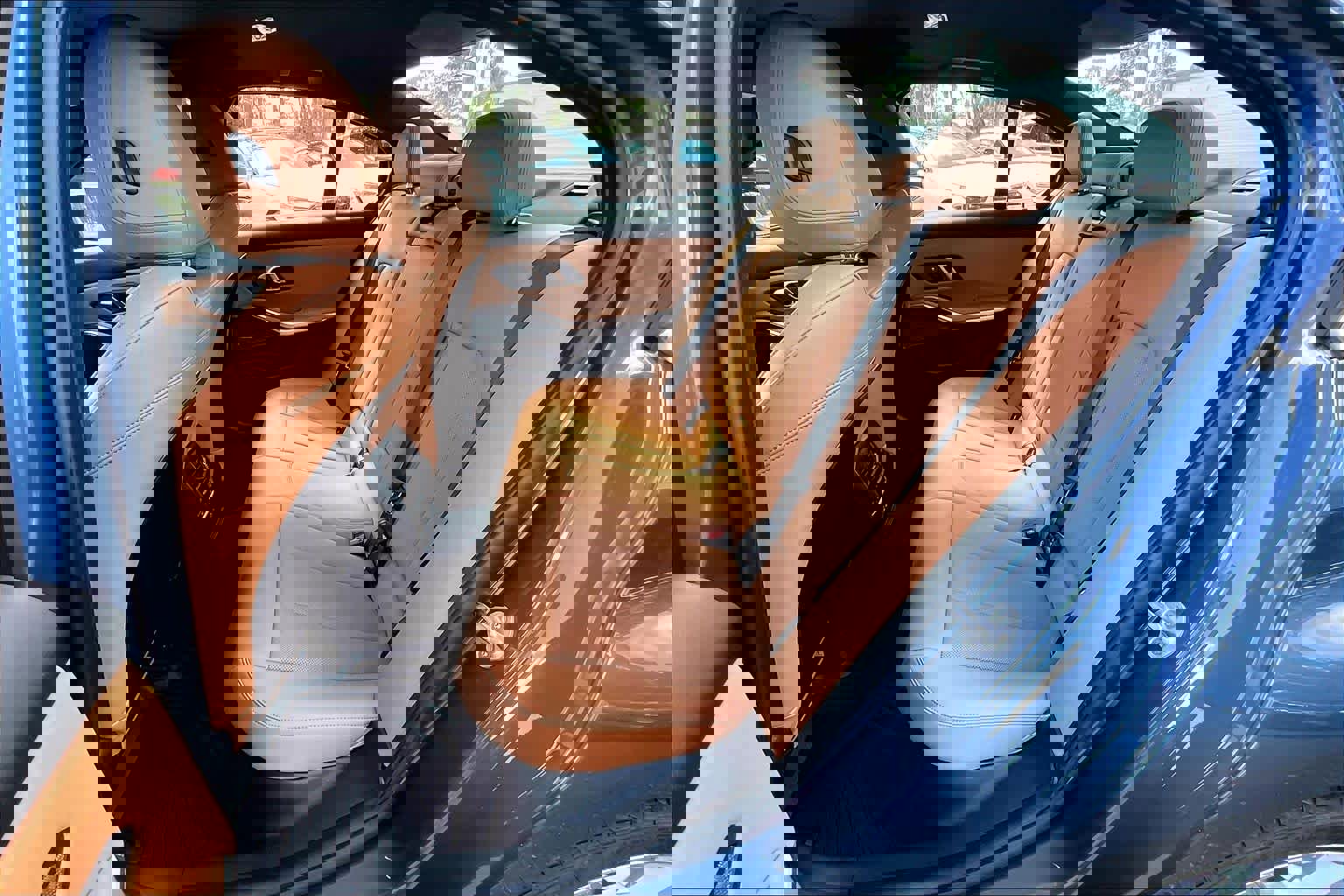 Certified 2025 BMW 330i xDrive Sedan w/ Premium Package image 21