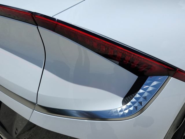 New 2026 Kia EV6 Wind RWD image 33