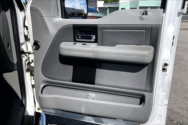 Used 2005 Ford F150 XLT RWD image 24