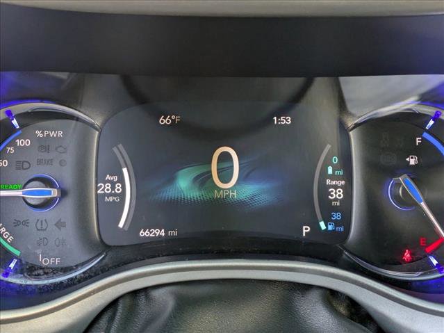 Used 2020 Chrysler Pacifica Touring-L w/ S Appearance Package image 12