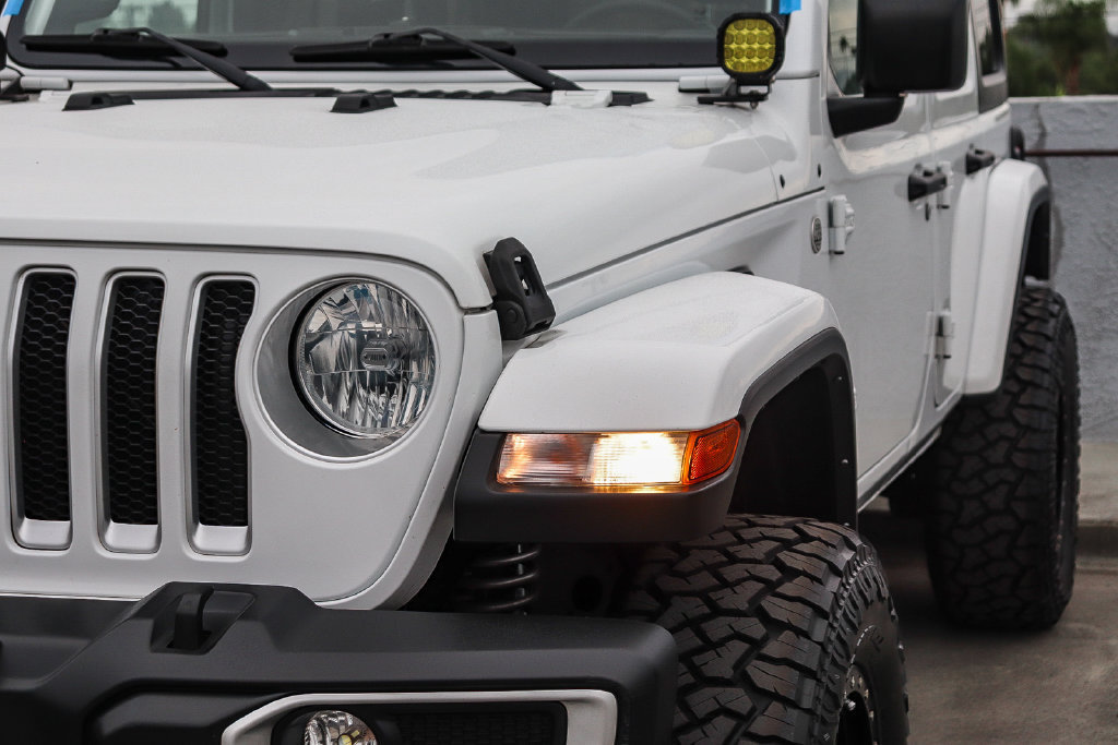 Used 2023 Jeep Wrangler Unlimited Sahara AWD/4WD image 5