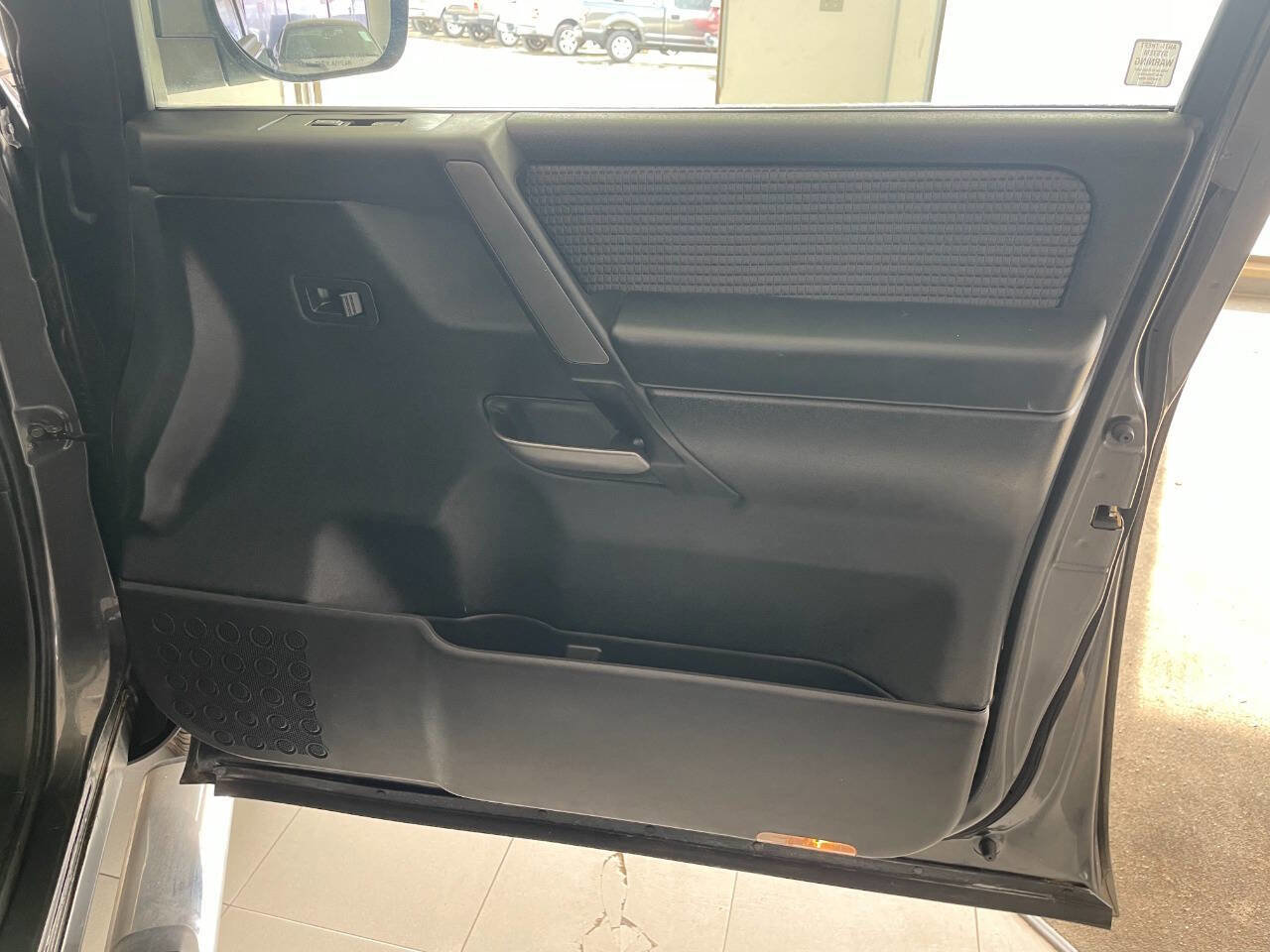 Used 2012 Nissan Titan SV image 26