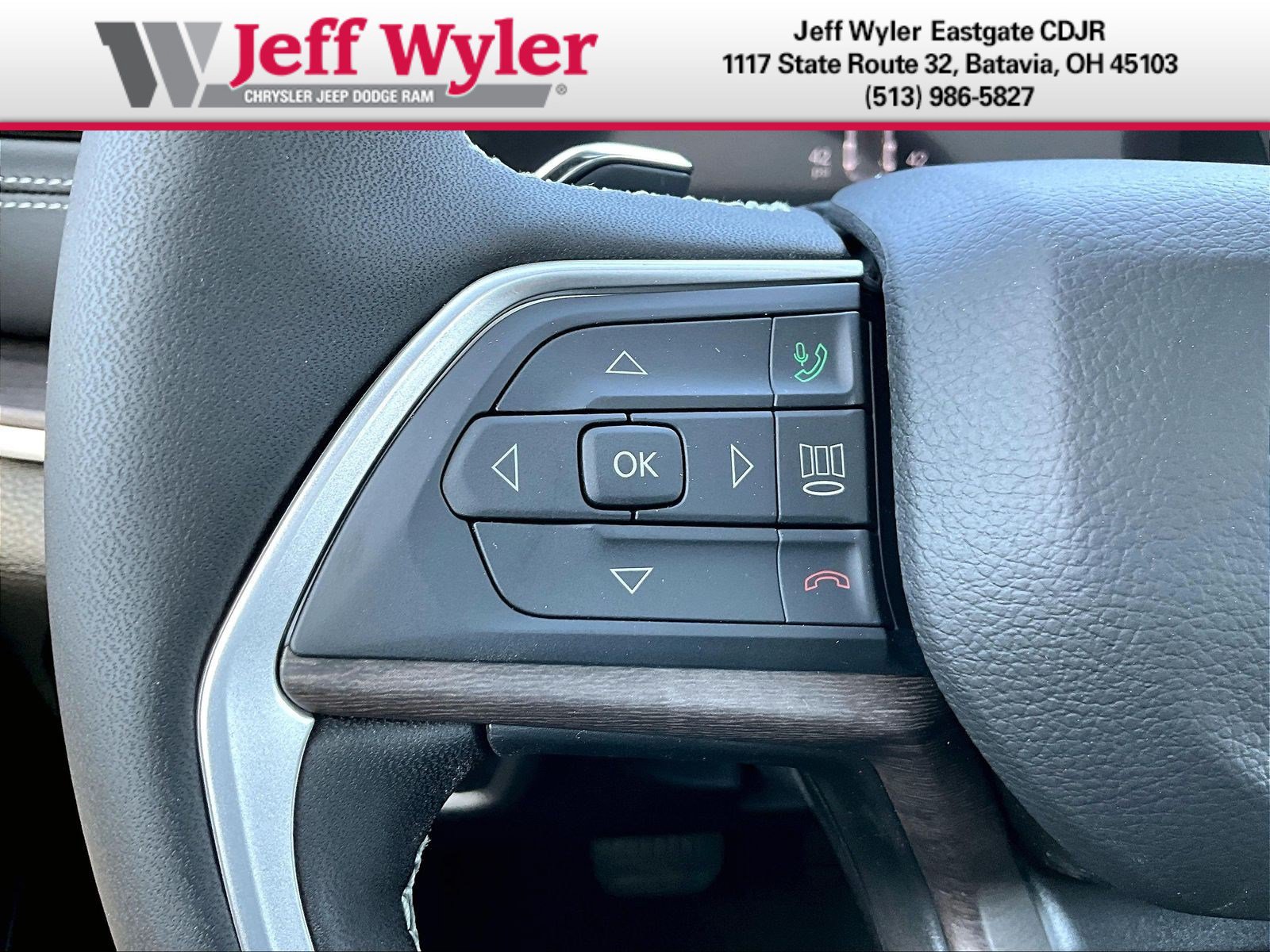 New 2026 Jeep Grand Cherokee Altitude AWD/4WD image 21