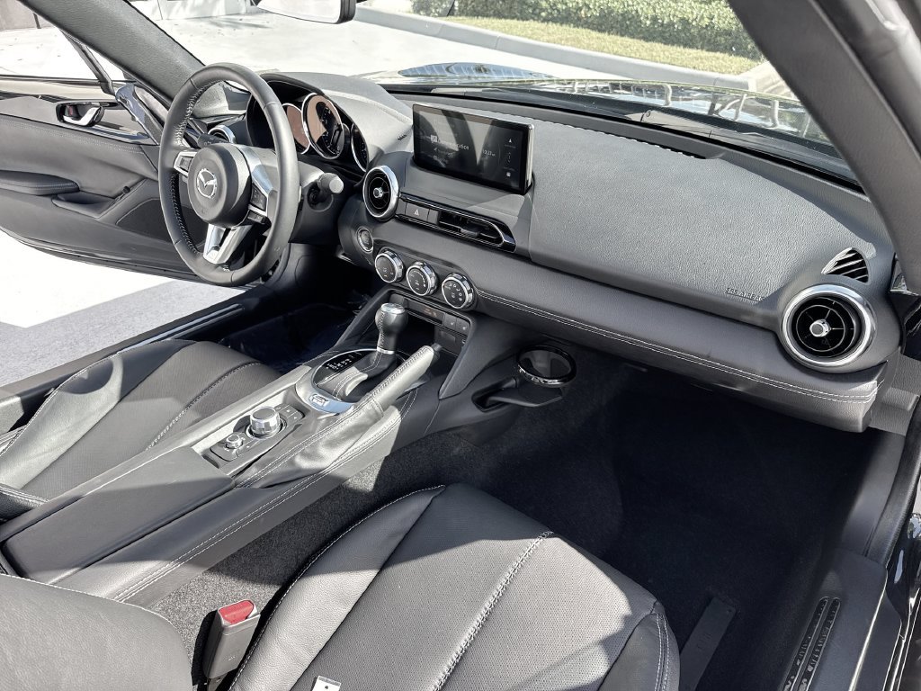 Used 2025 MAZDA MX-5 Miata Grand Touring w/ Appearance Package RWD image 35