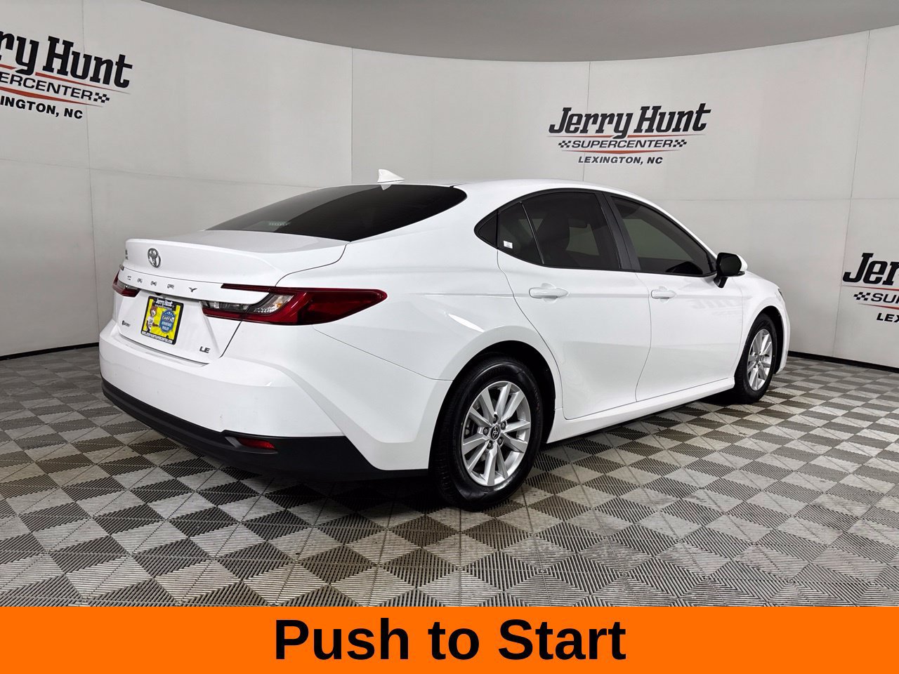 Used 2025 Toyota Camry LE FWD image 6