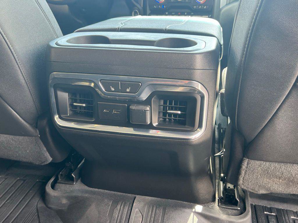 Used 2023 GMC Sierra 3500 SLT w/ SLT Convenience Package image 19