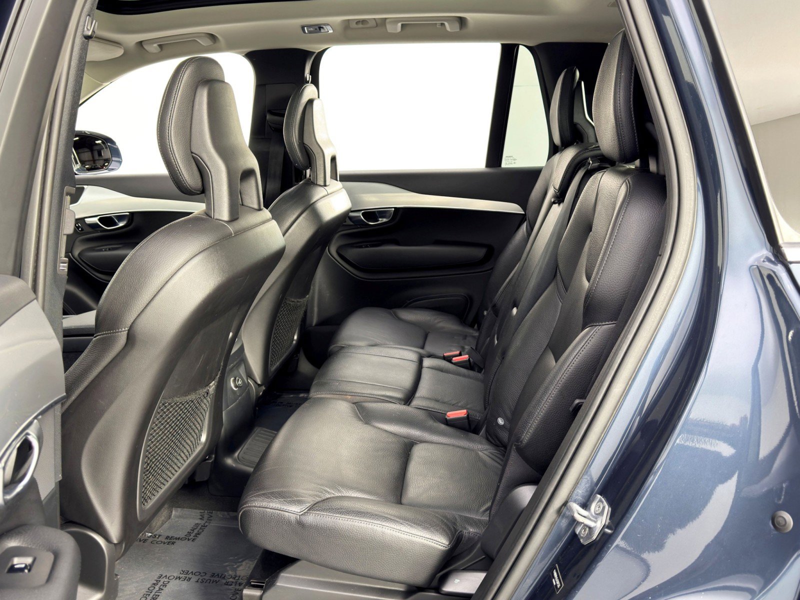 Used 2018 Volvo XC90 T8 Momentum w/ Convenience Package AWD/4WD image 42