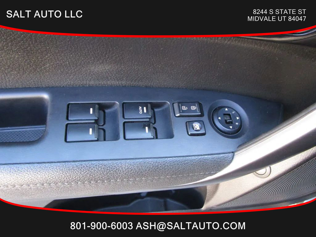 Used 2015 Kia Sorento LX image 13