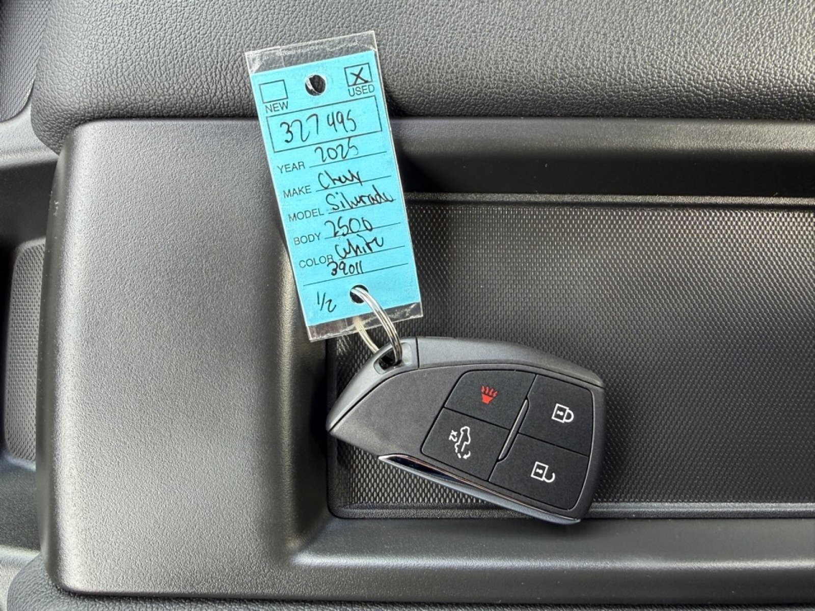 Used 2025 Chevrolet Silverado 2500 W/T w/ WT/CX Safety Package image 39