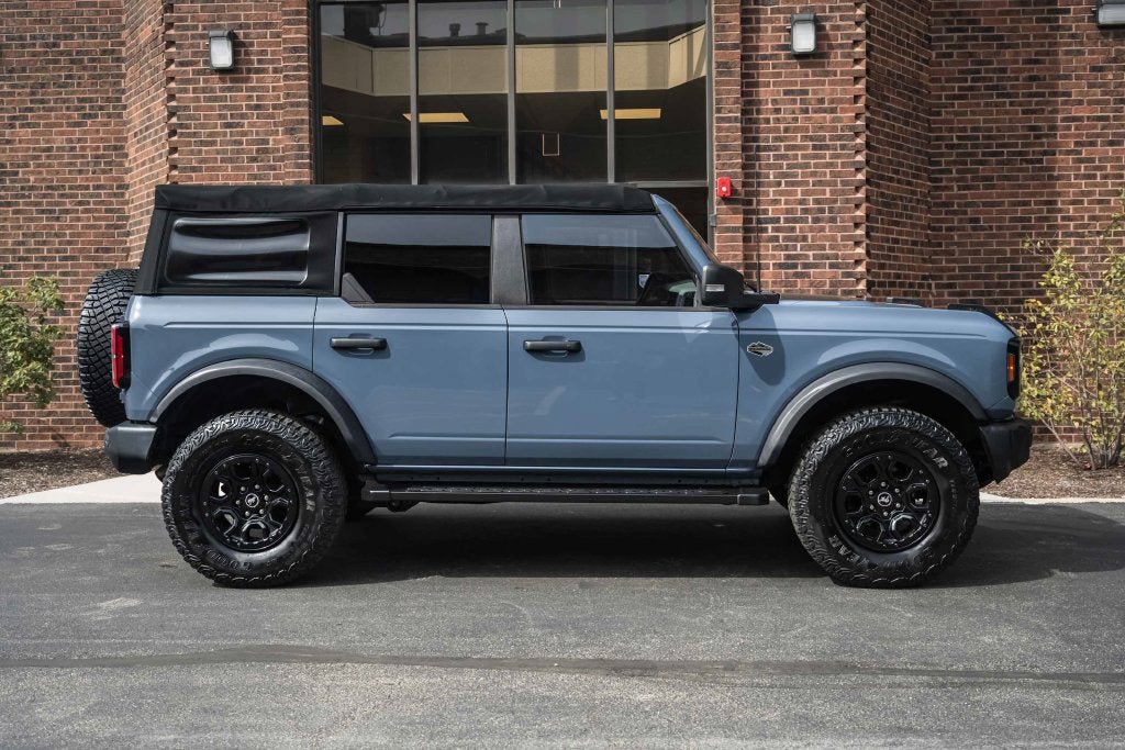 Certified 2022 Ford Bronco Wildtrak AWD/4WD image 7