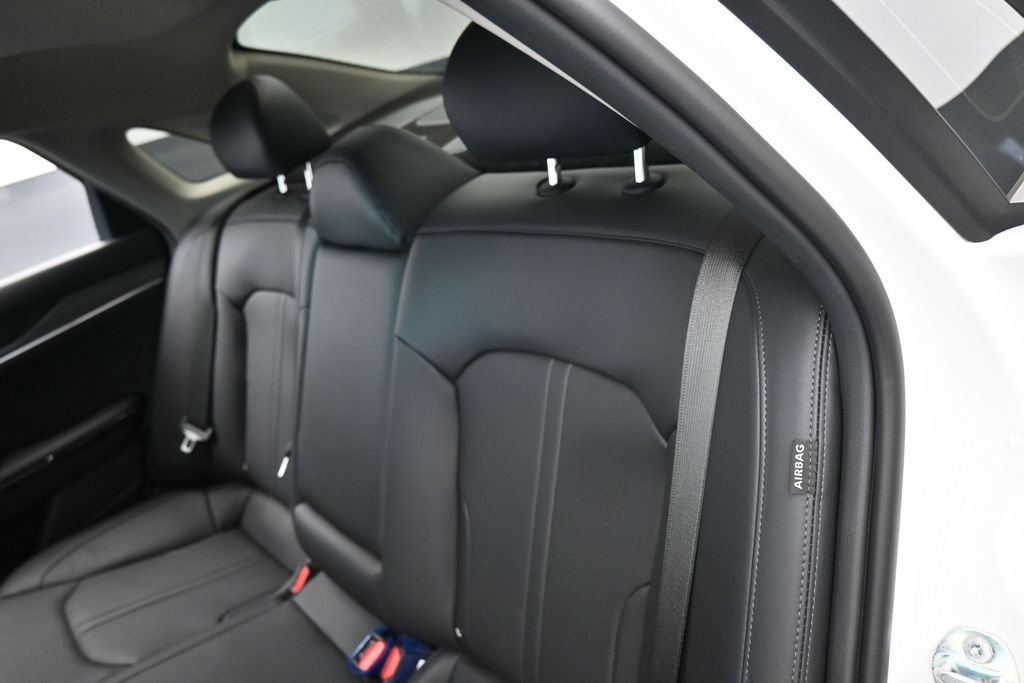 Used 2025 Kia K5 EX FWD image 38