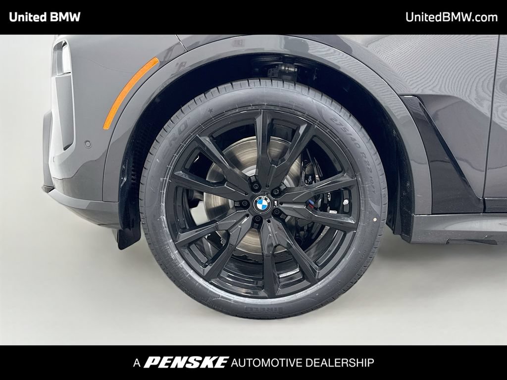 New 2027 BMW X7 xDrive40i w/ Executive Package AWD/4WD image 2