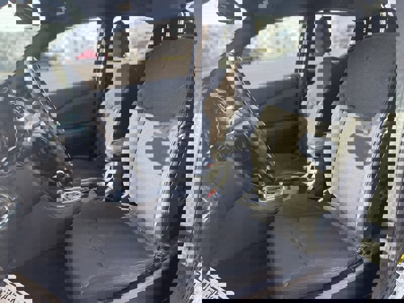 Used 2012 Dodge Avenger SXT image 10