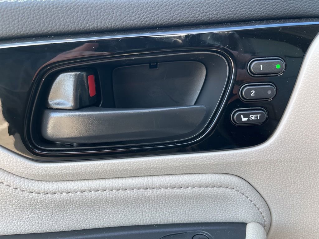 Used 2026 Honda Odyssey Touring image 12