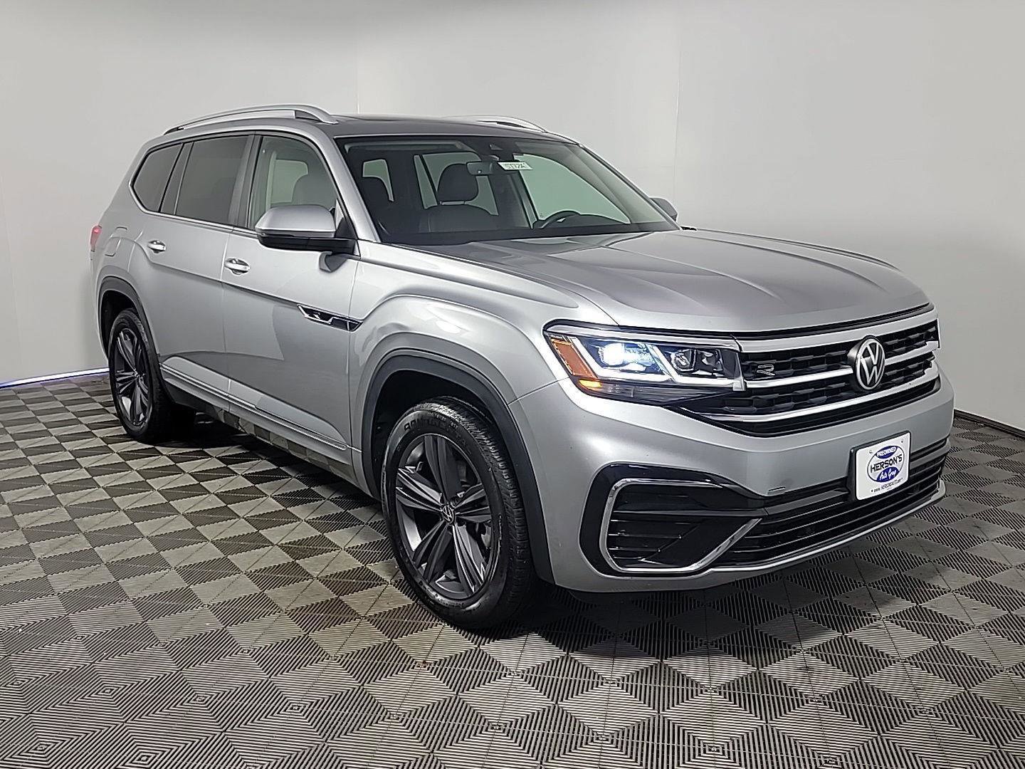Used 2022 Volkswagen Atlas SEL R-Line