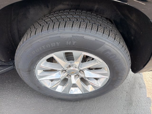 Used 2024 Chevrolet Tahoe Premier AWD/4WD image 27