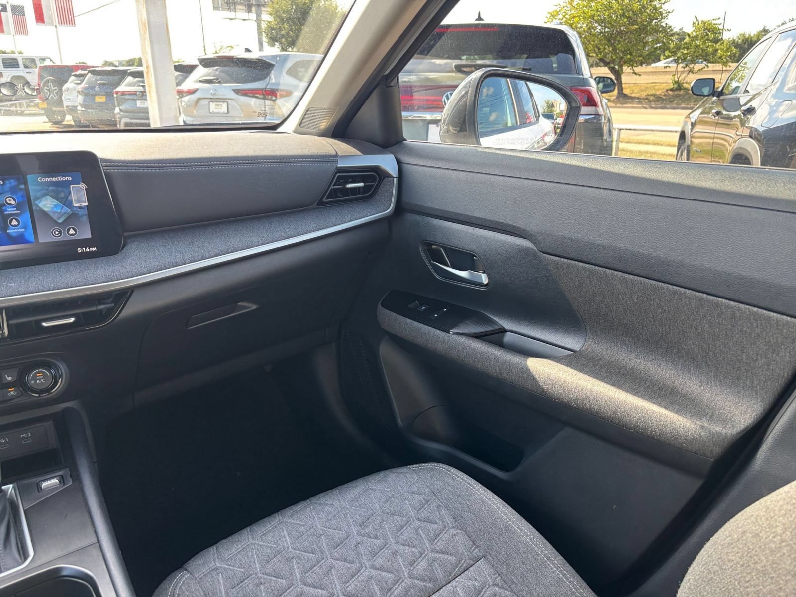 Used 2026 Nissan Kicks SV w/ Cold Weather Package AWD/4WD image 33