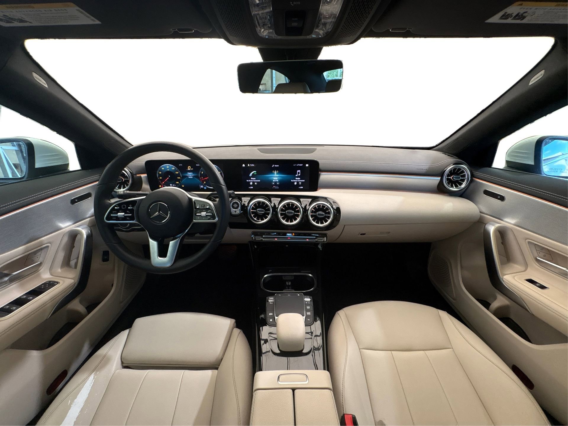 Used 2022 Mercedes-Benz CLA 250 4MATIC image 23