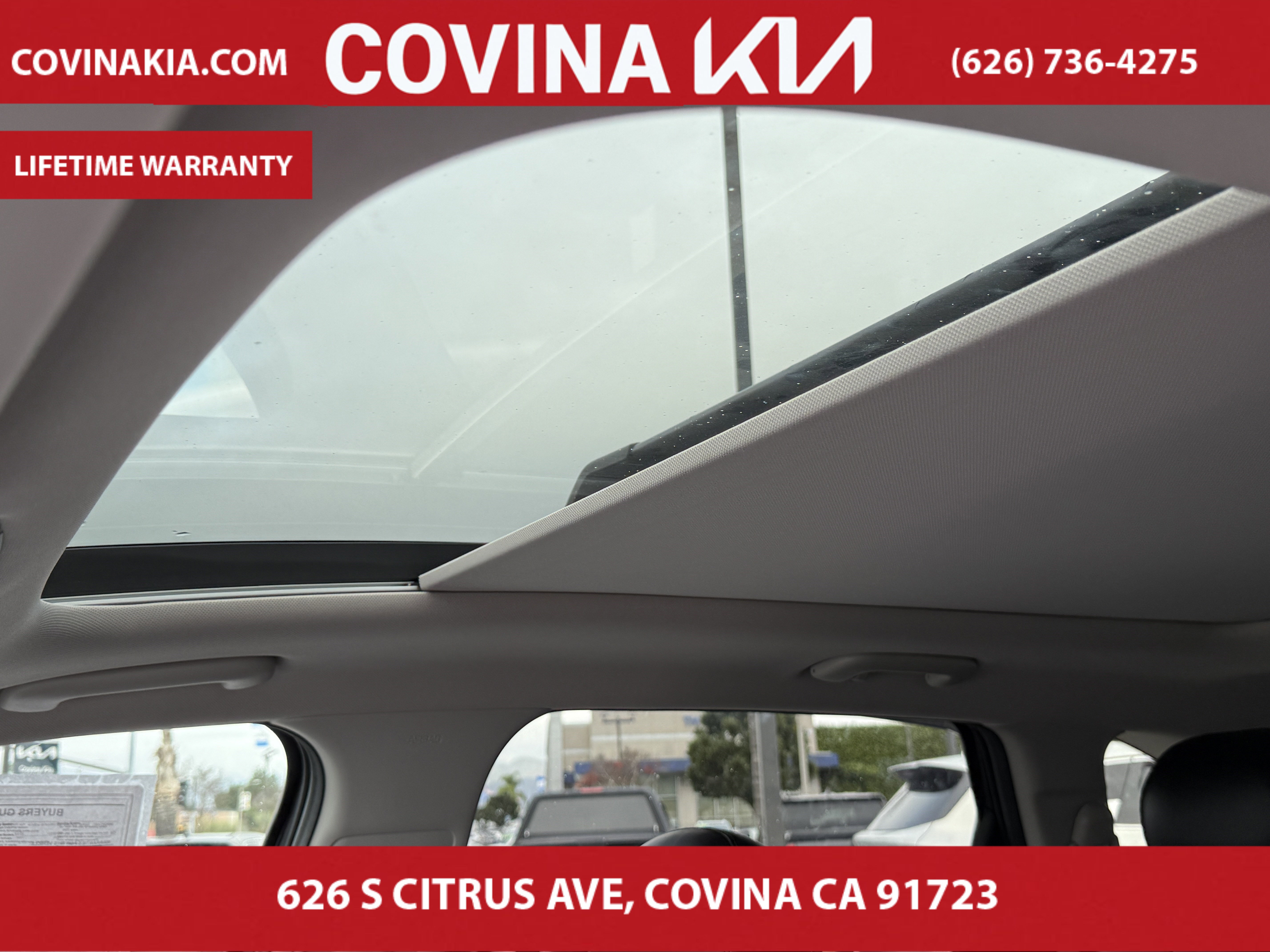 Certified 2022 Kia Sorento S w/ Panoramic Sunroof Package image 17
