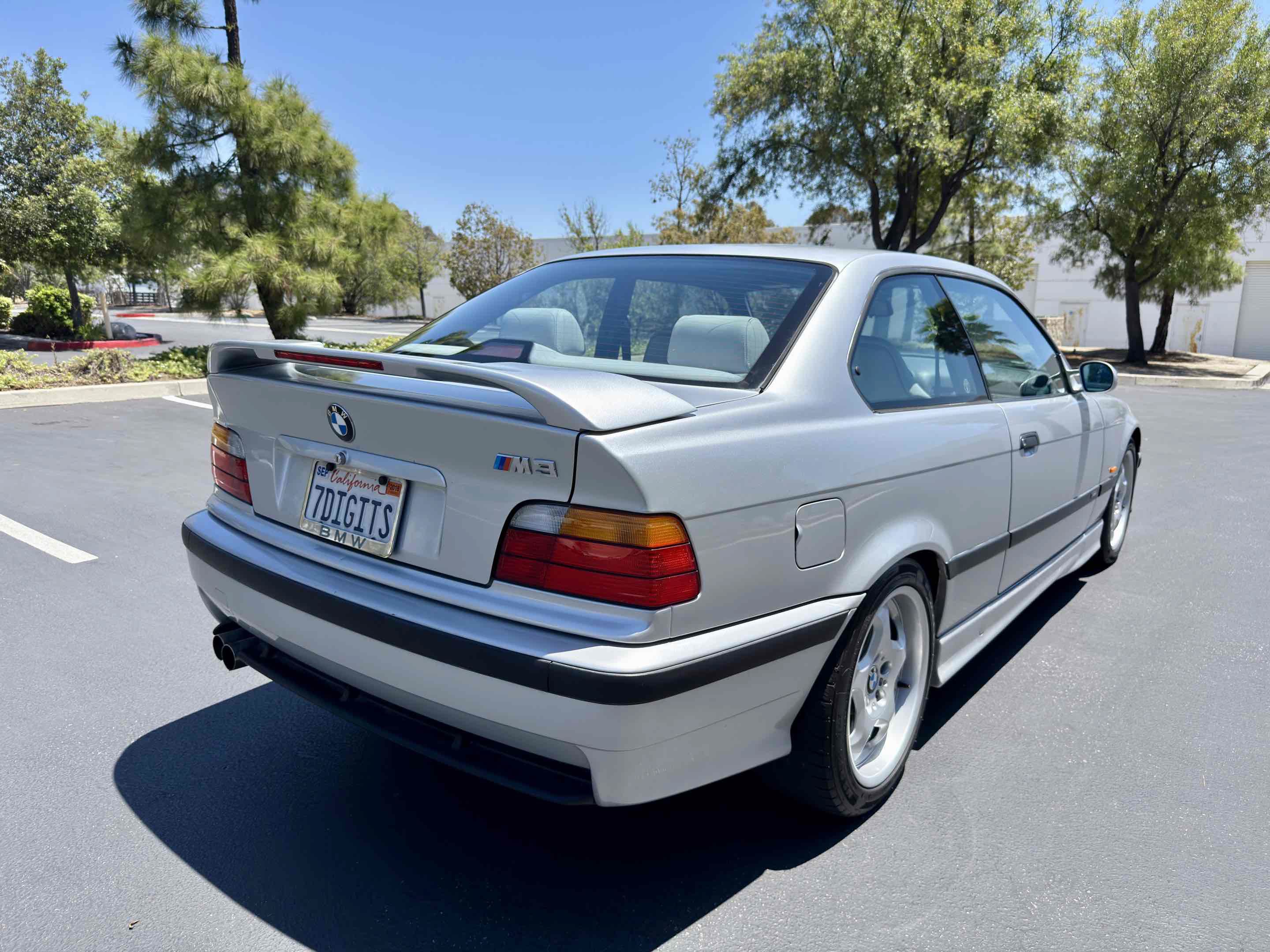 Used 1998 BMW M3 Coupe RWD image 10