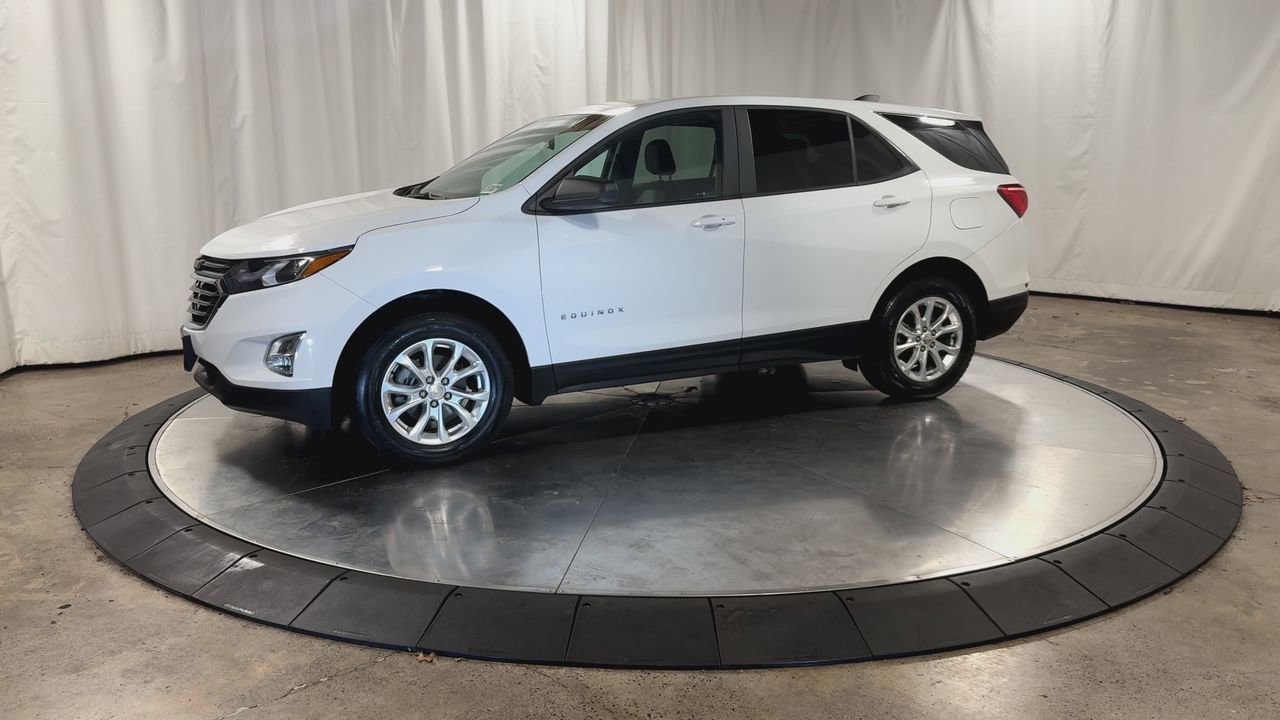 Used 2020 Chevrolet Equinox LS w/ LS Convenience Package image 5