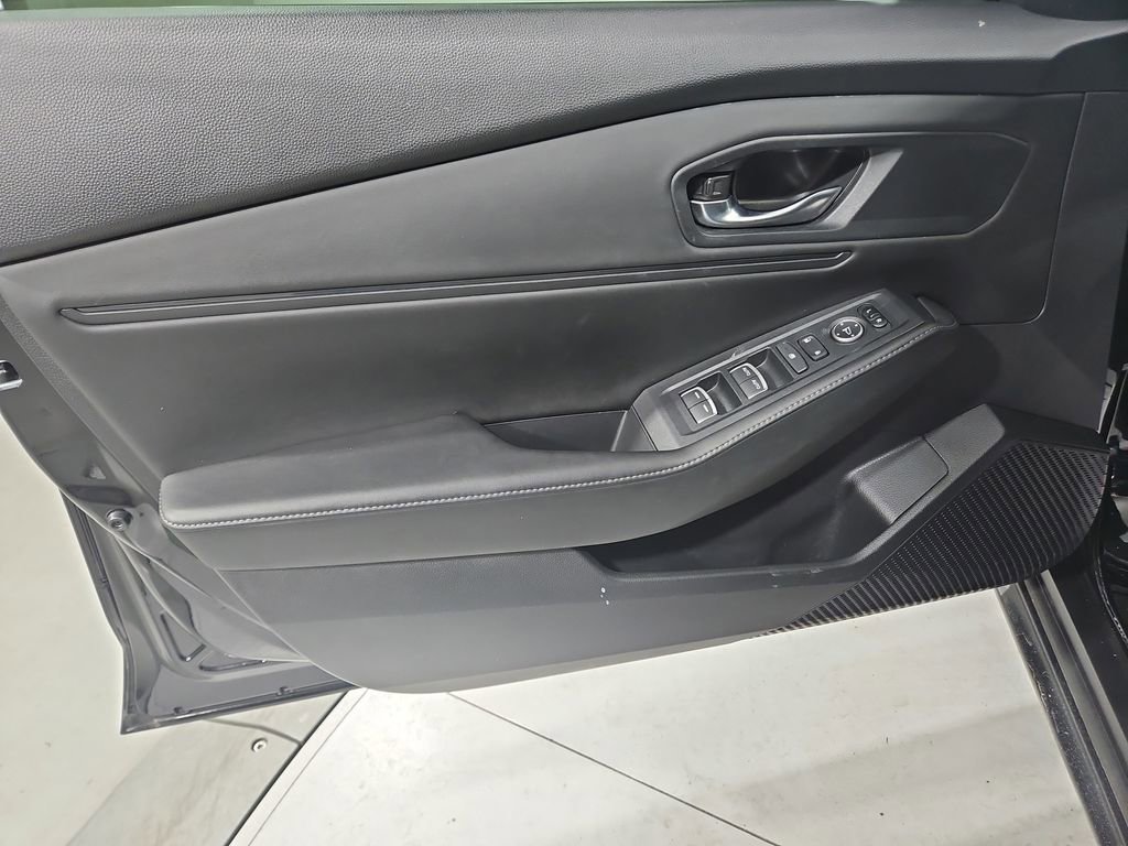 Used 2023 Honda Accord Sport image 10