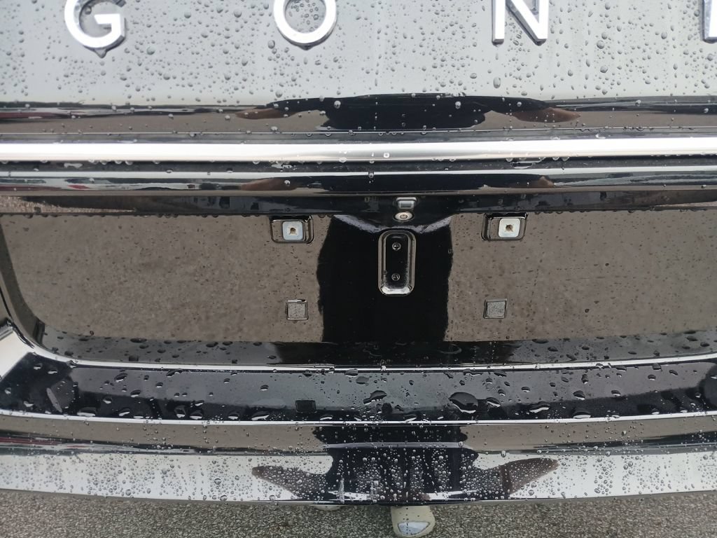 Used 2022 Jeep Wagoneer Series II AWD/4WD image 5