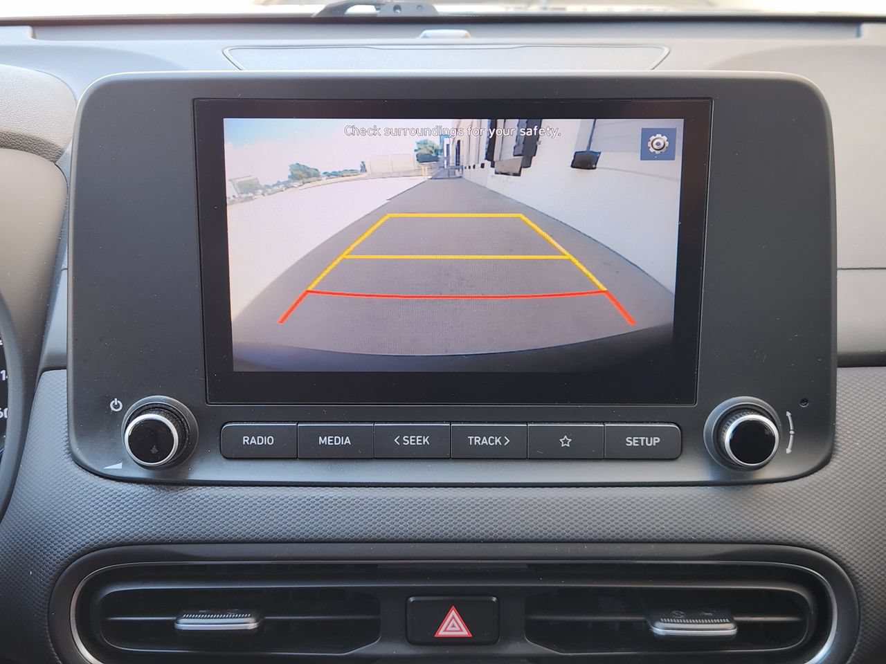 Used 2022 Hyundai Kona SEL w/ Convenience Package FWD image 13