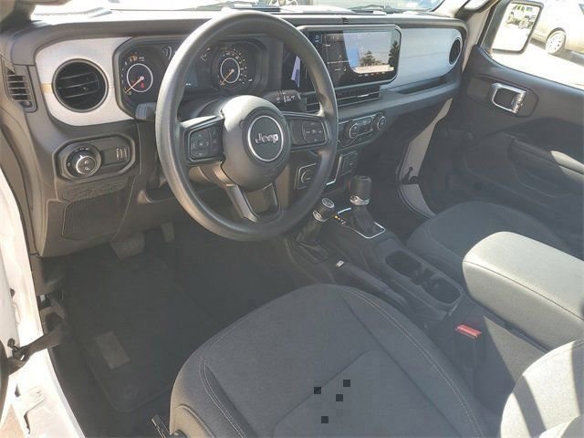 Used 2024 Jeep Gladiator Sport image 5