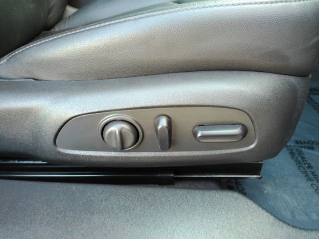 Used 2016 Chevrolet Malibu LT w/ Leather Package image 22