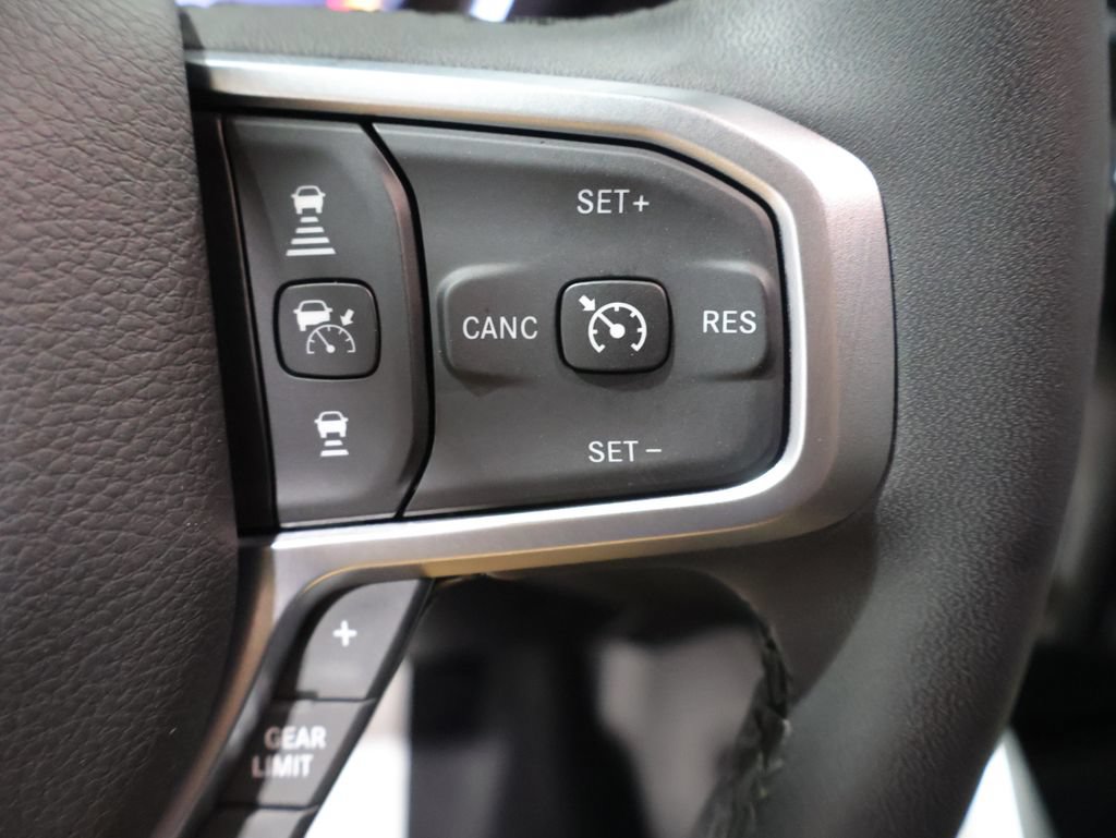 Used 2025 RAM 1500 Big Horn AWD/4WD image 31