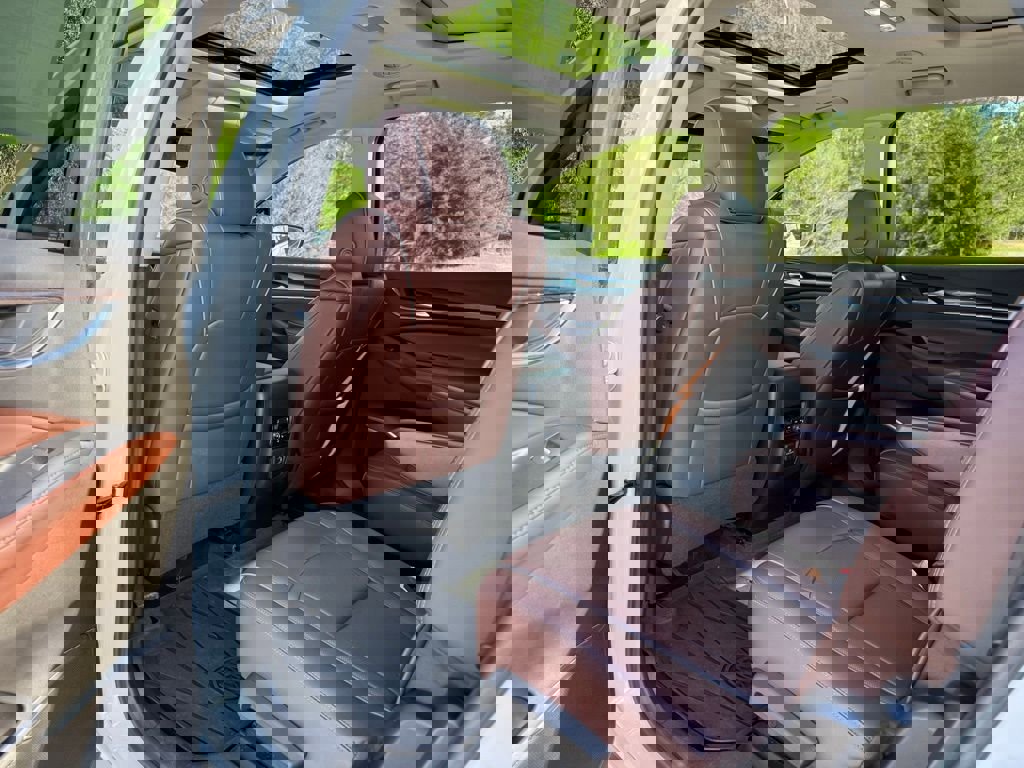 Used 2021 Buick Enclave Avenir w/ Avenir Technology Package image 27