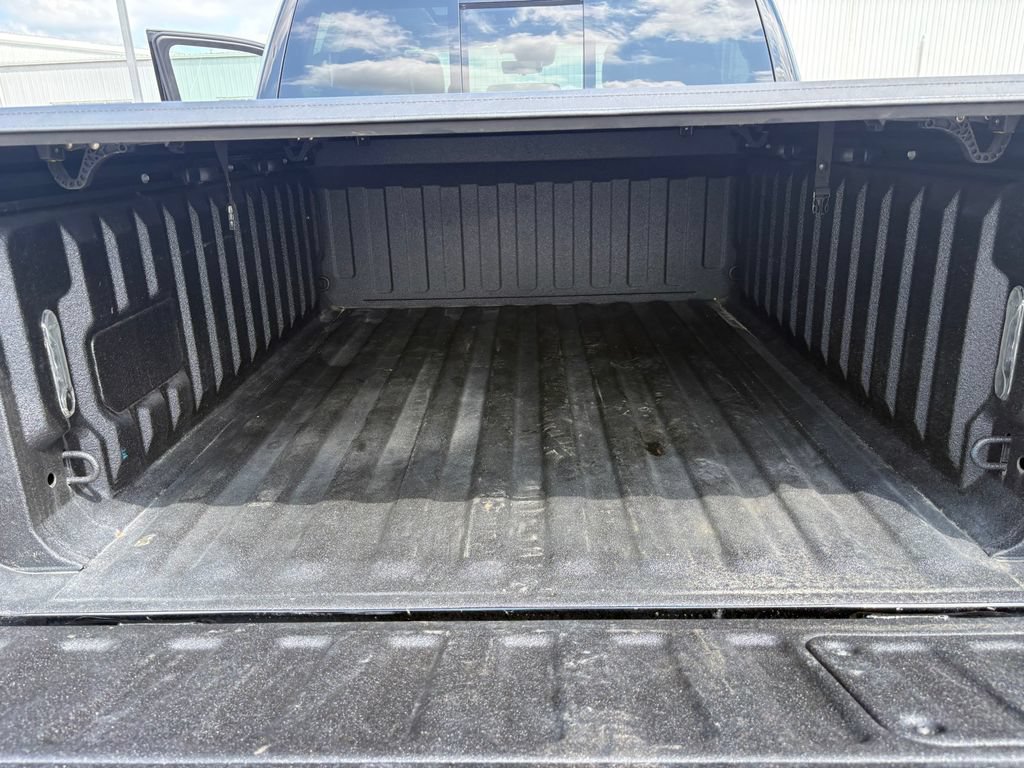 Used 2025 RAM 1500 Tungsten AWD/4WD image 22