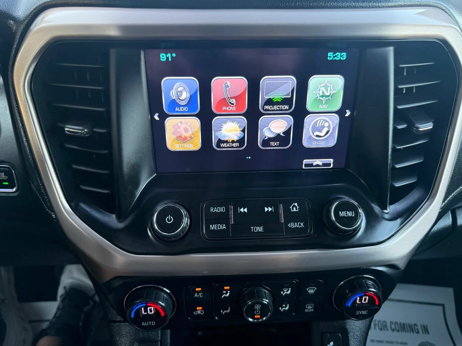 Used 2019 GMC Acadia Denali w/ Technology Package FWD image 40