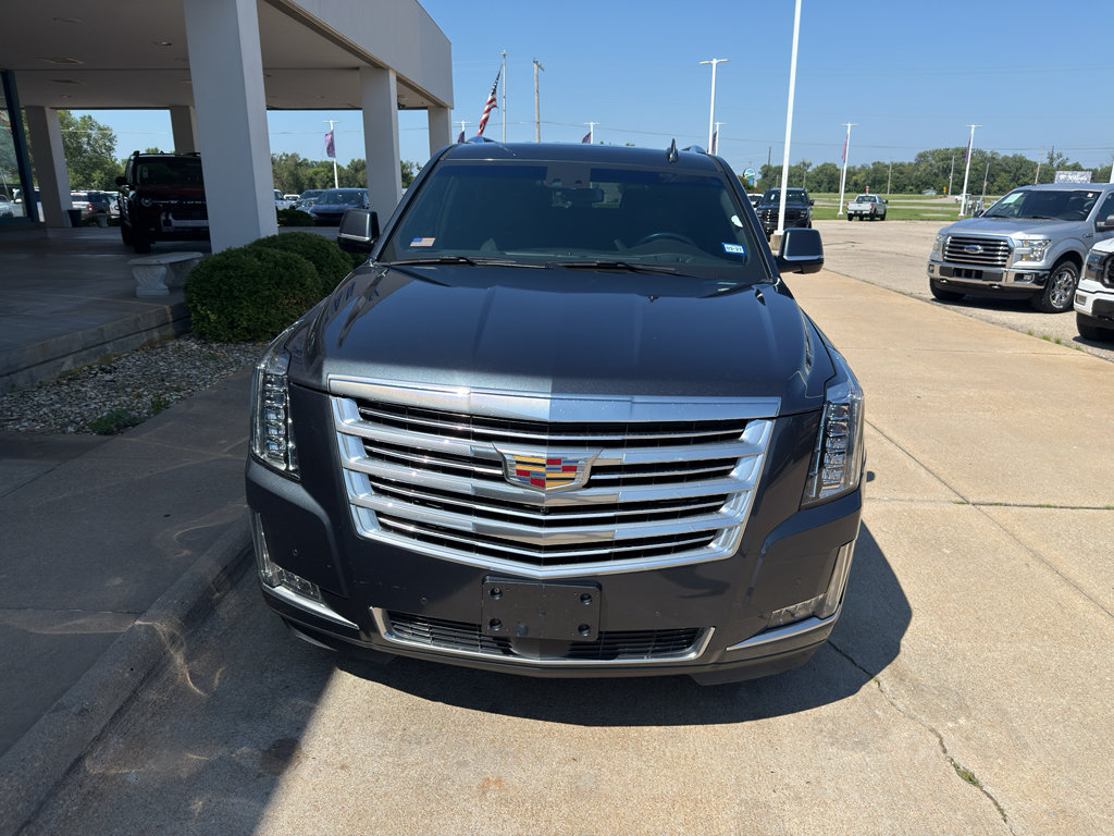 Used 2019 Cadillac Escalade ESV Platinum AWD/4WD image 18