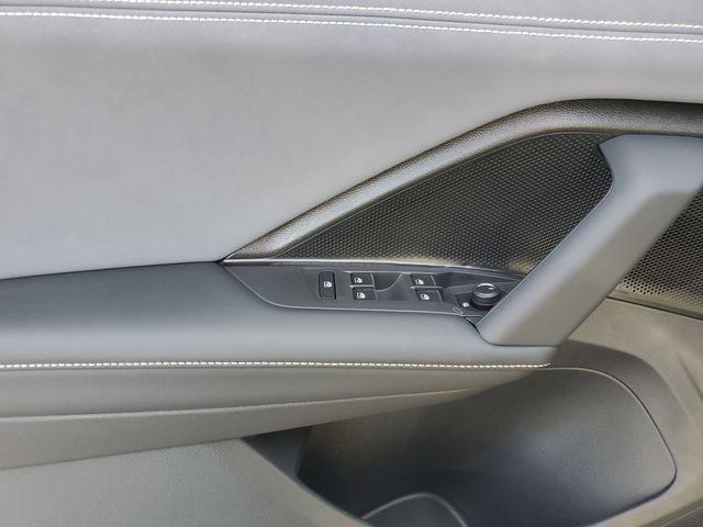 New 2026 Volkswagen Tiguan SE R-Line AWD/4WD image 15