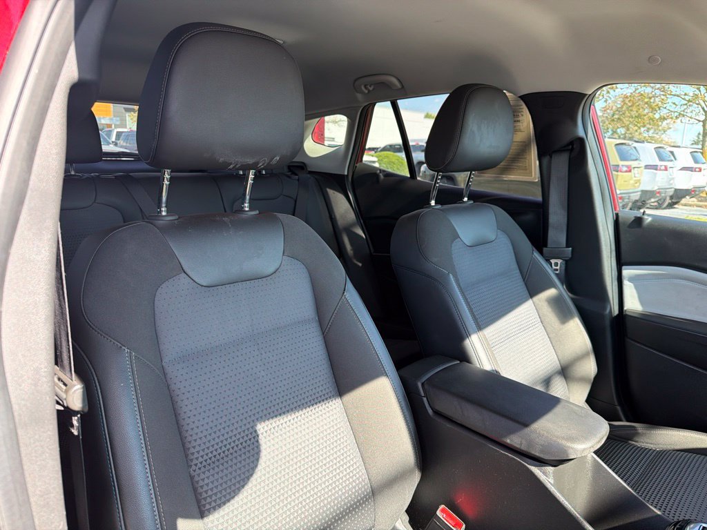 Used 2024 Chevrolet Trax LT FWD image 23