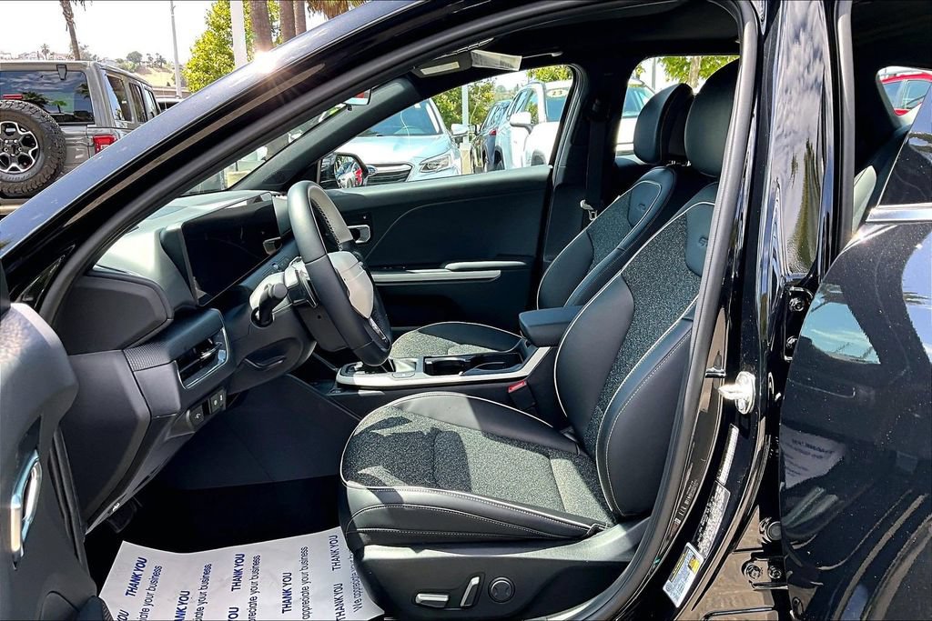 Certified 2025 Kia K4 GT-Line w/ GT-Line Sunroof Package FWD image 14