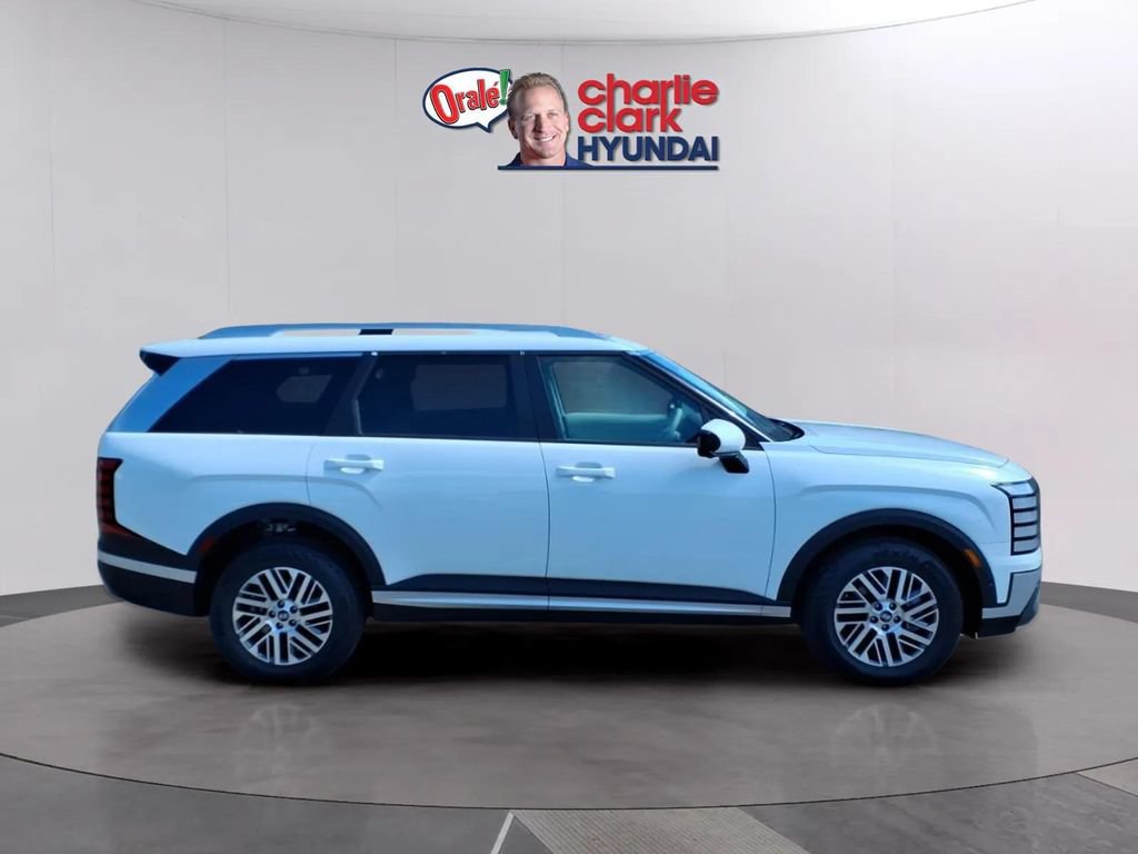 New 2026 Hyundai Palisade SEL FWD image 6