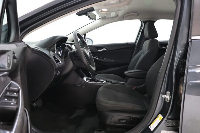 Used 2017 Chevrolet Cruze LT w/ Convenience Package FWD image 15