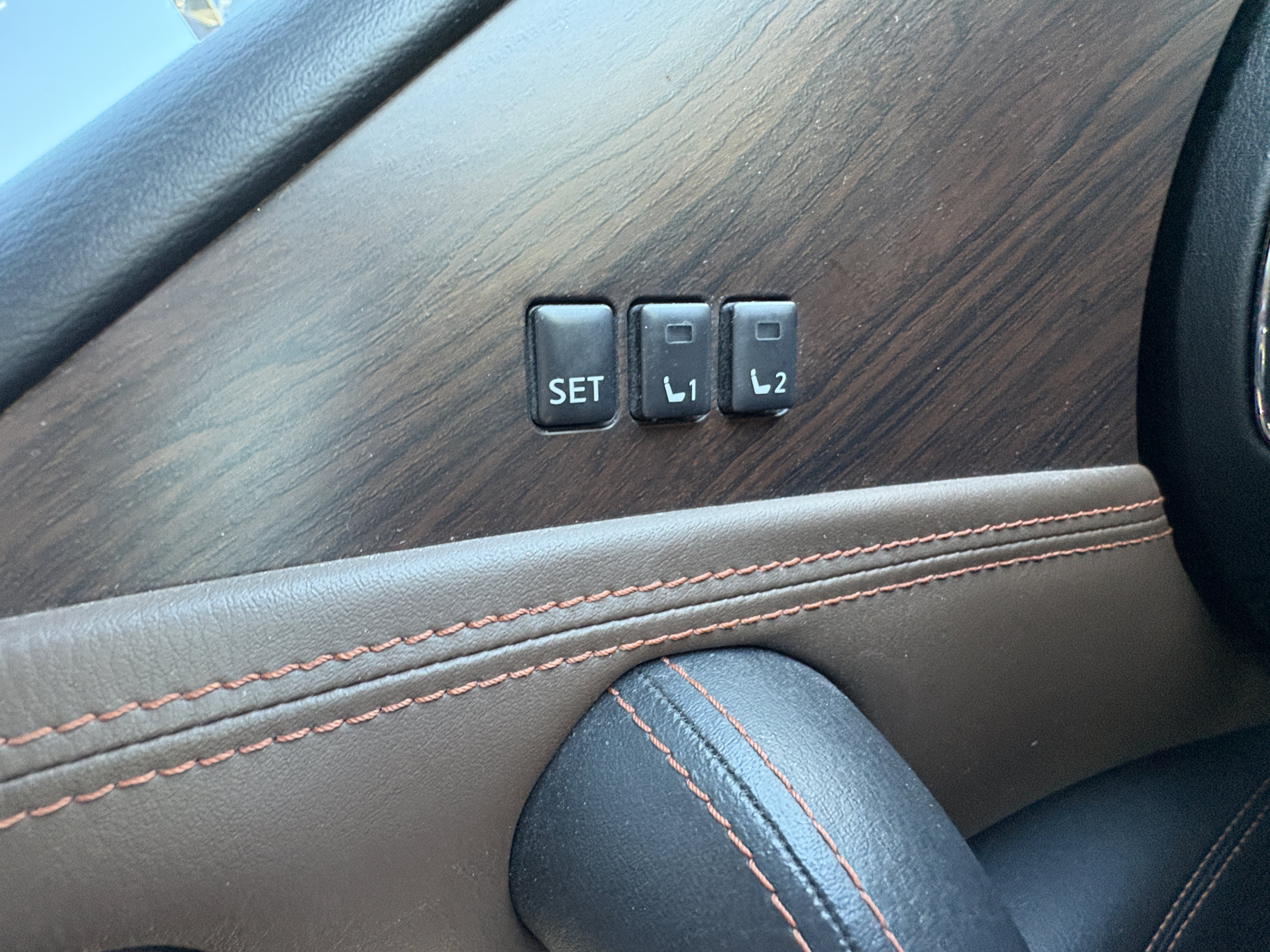 Used 2018 Nissan Armada Platinum w/ Captain Seat Package AWD/4WD image 13