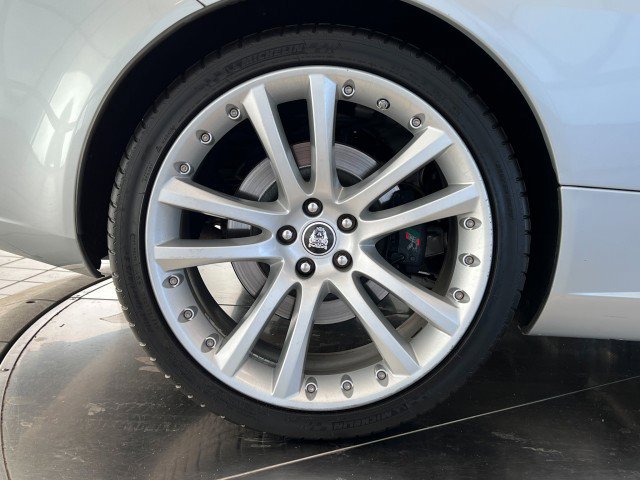 Used 2007 Jaguar XKR R image 36