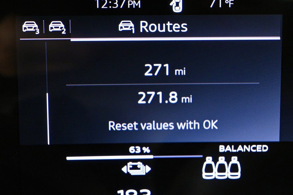 New 2025 Audi A6 e-tron Premium image 11