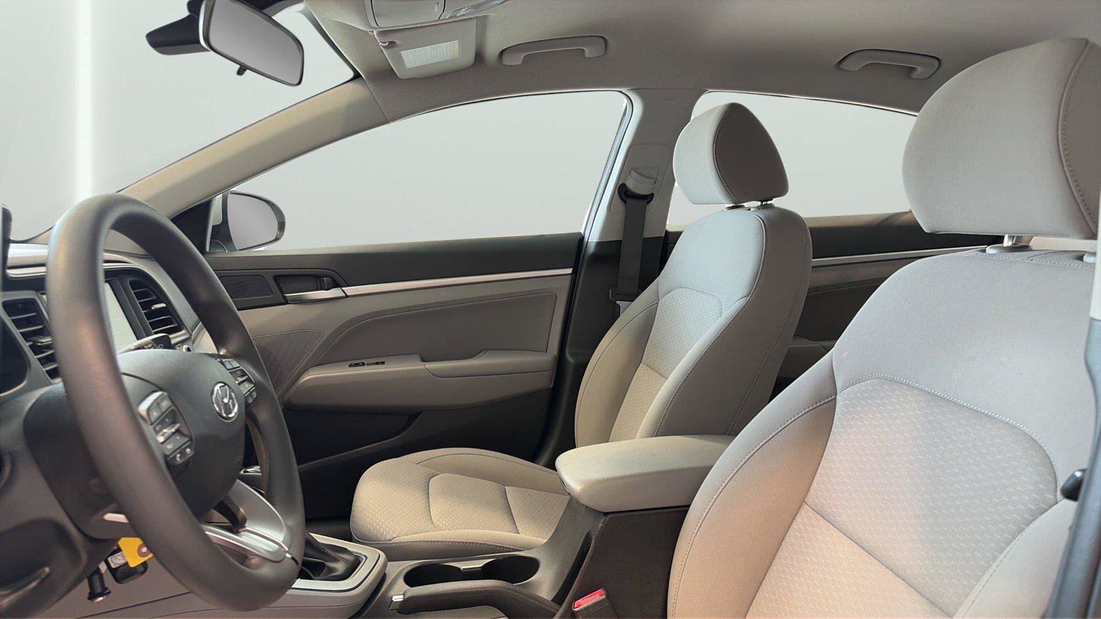Used 2020 Hyundai Elantra SEL FWD image 10